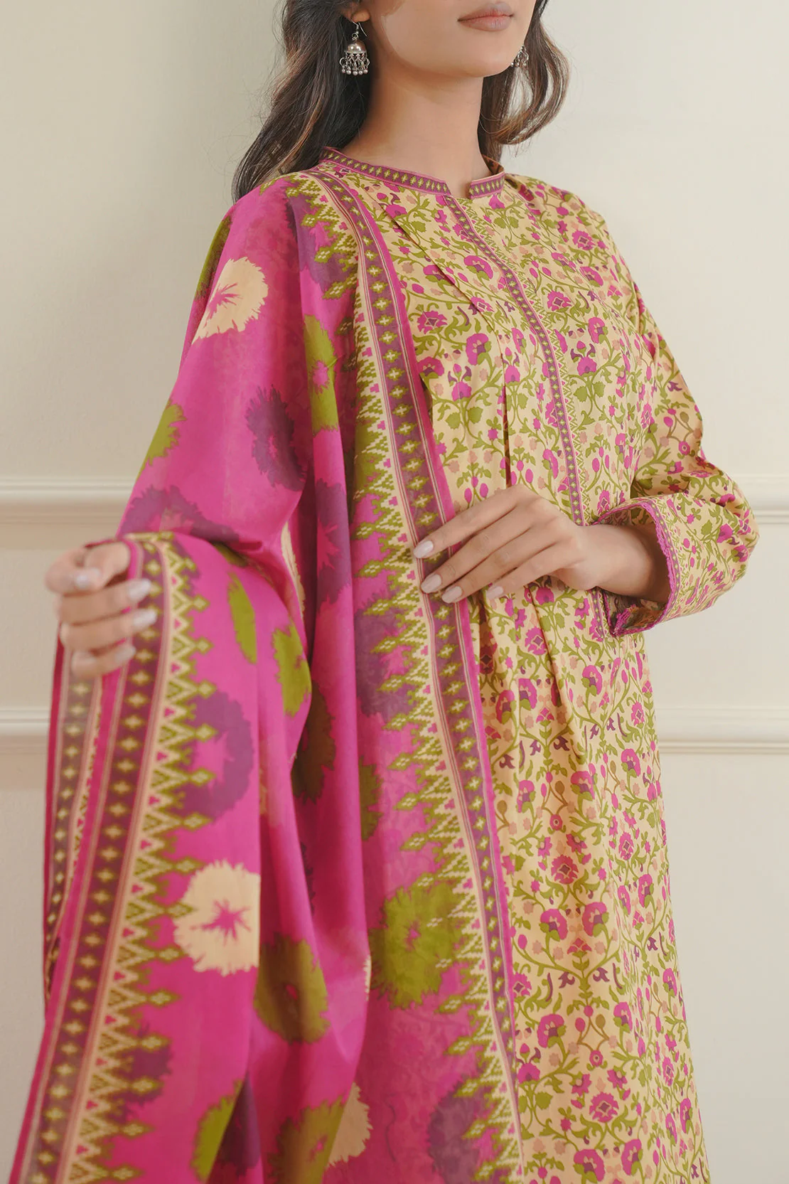 Unstitched Printed Lawn 3 Piece - Image 5