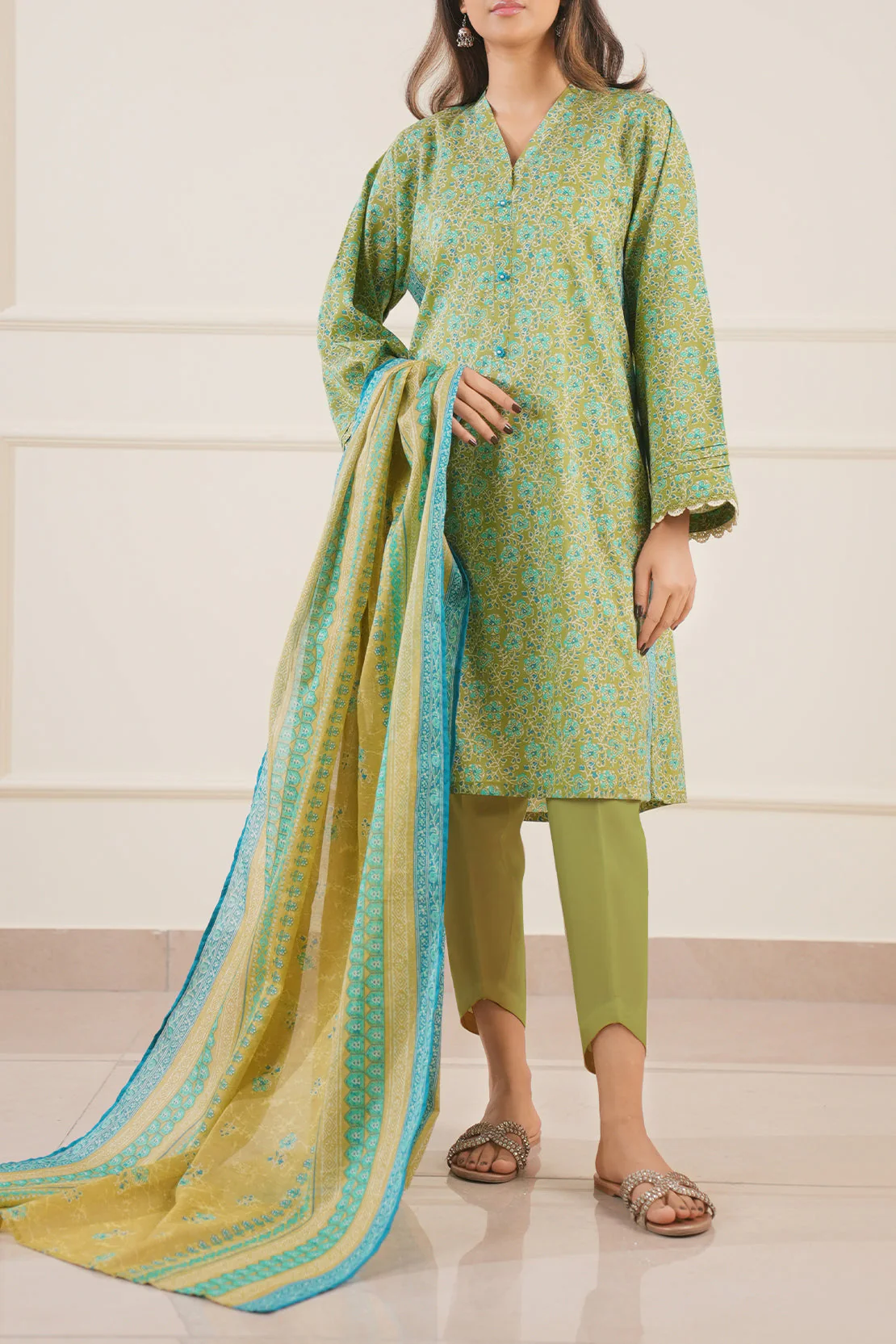 Unstitched Printed Lawn 3 Piece - Image 3