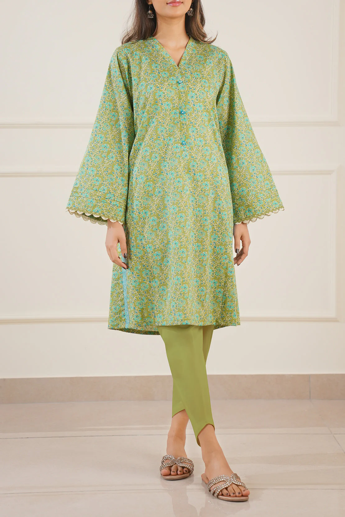 Unstitched Printed Lawn 3 Piece - Image 4