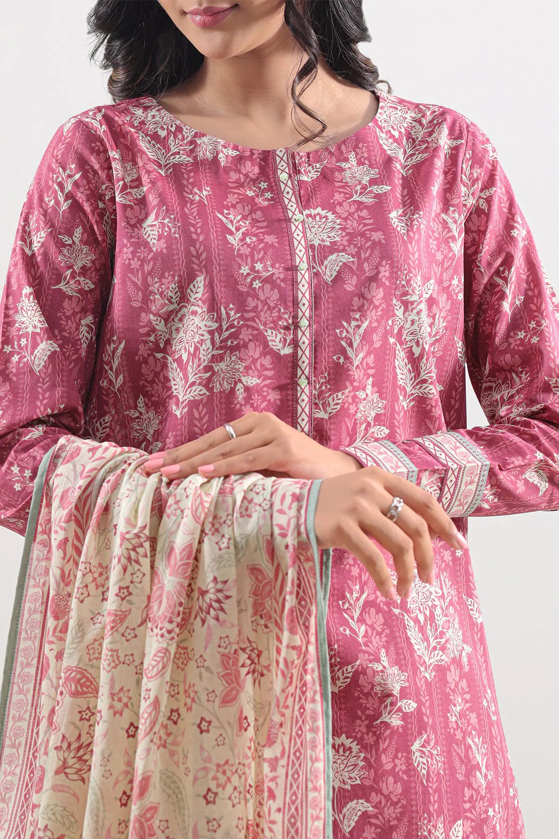 Unstitched Printed Lawn 3 Piece - Image 3