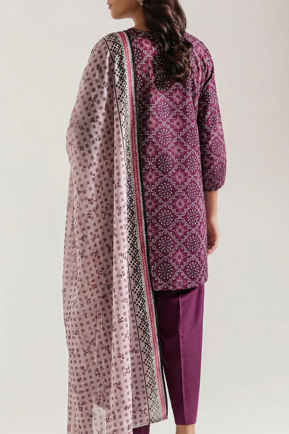 Unstitched Printed Lawn 3 Piece - Image 3