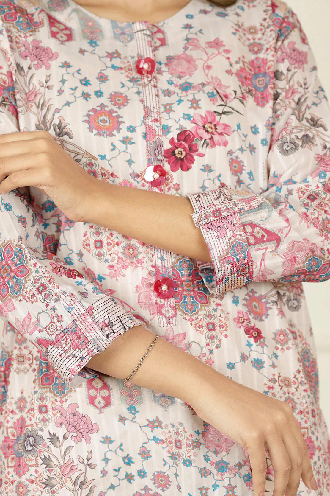 Unstitched Printed Lawn 3 Piece - Image 6
