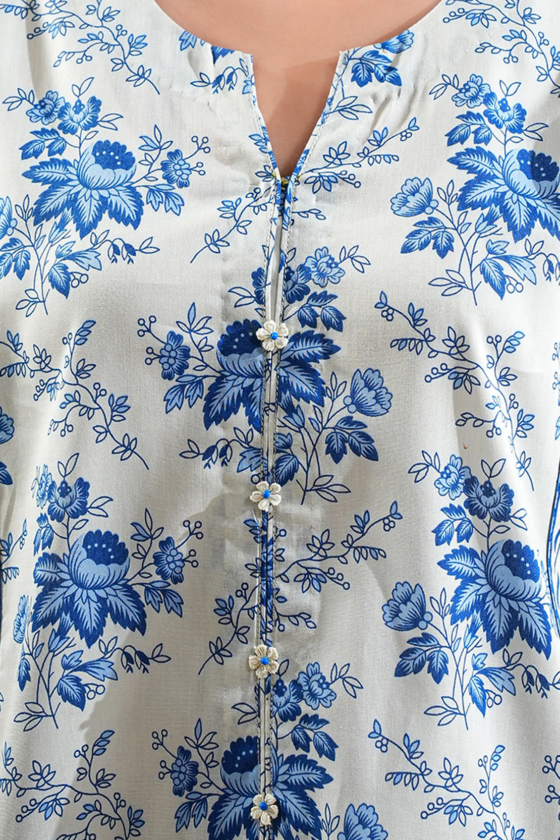 Unstitched Printed Lawn 3 Piece - Image 4