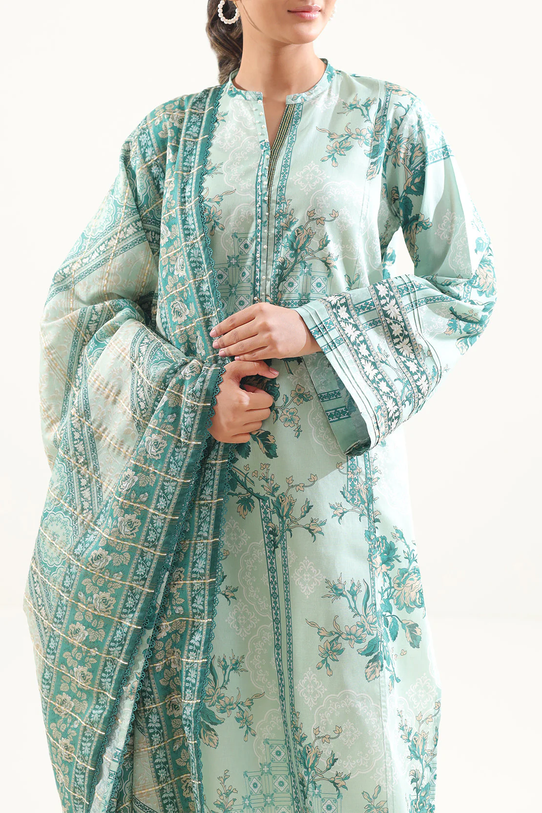 Unstitched Printed Lawn 3 Piece - Image 3