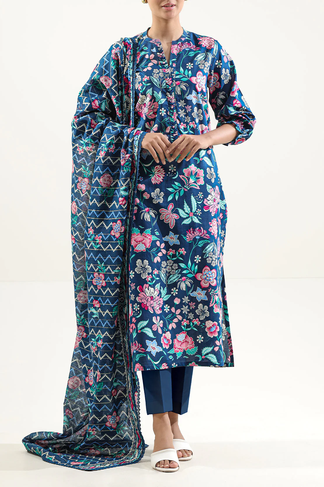 Unstitched Printed Lawn 3 Piece - Image 2