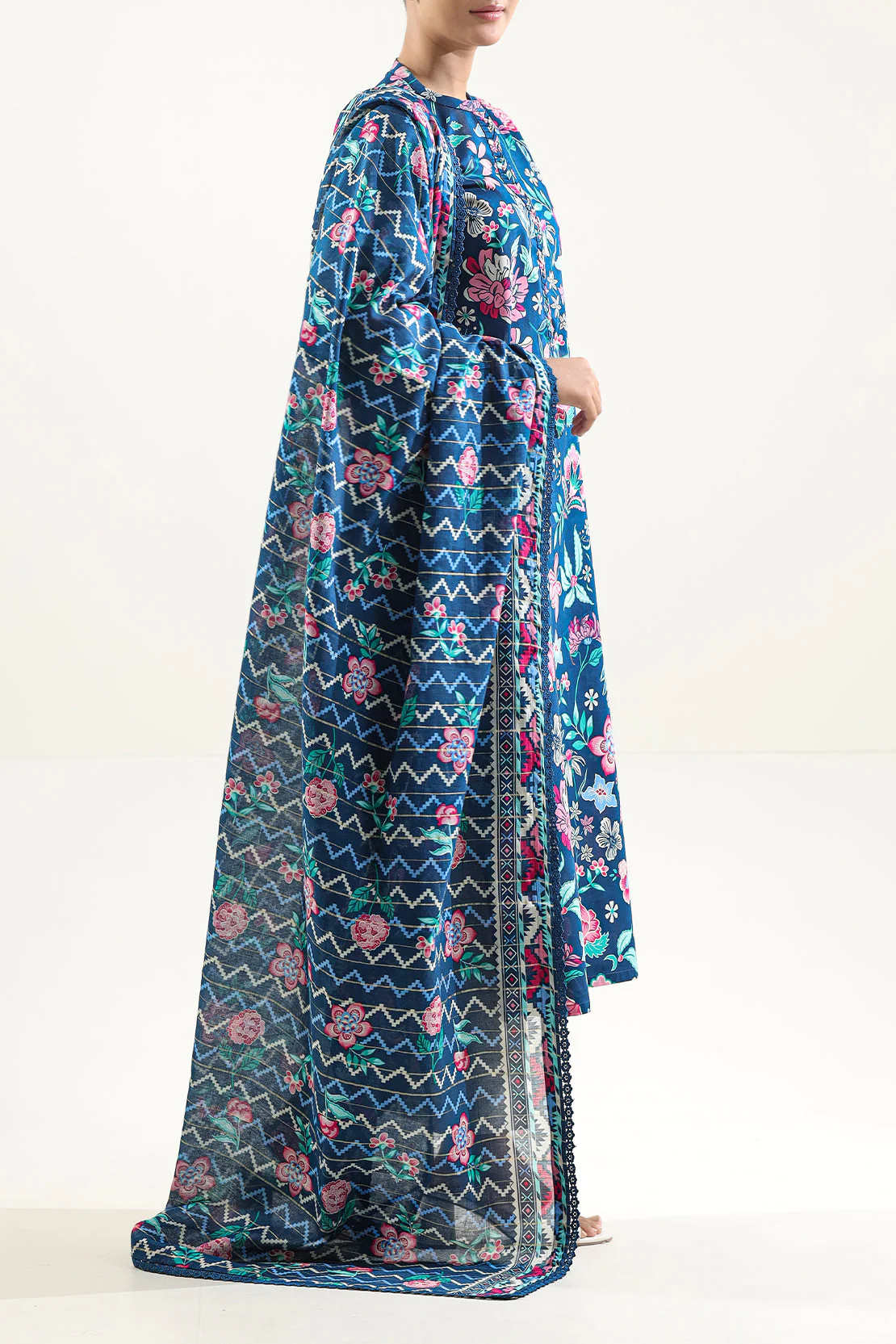 Unstitched Printed Lawn 3 Piece - Image 7