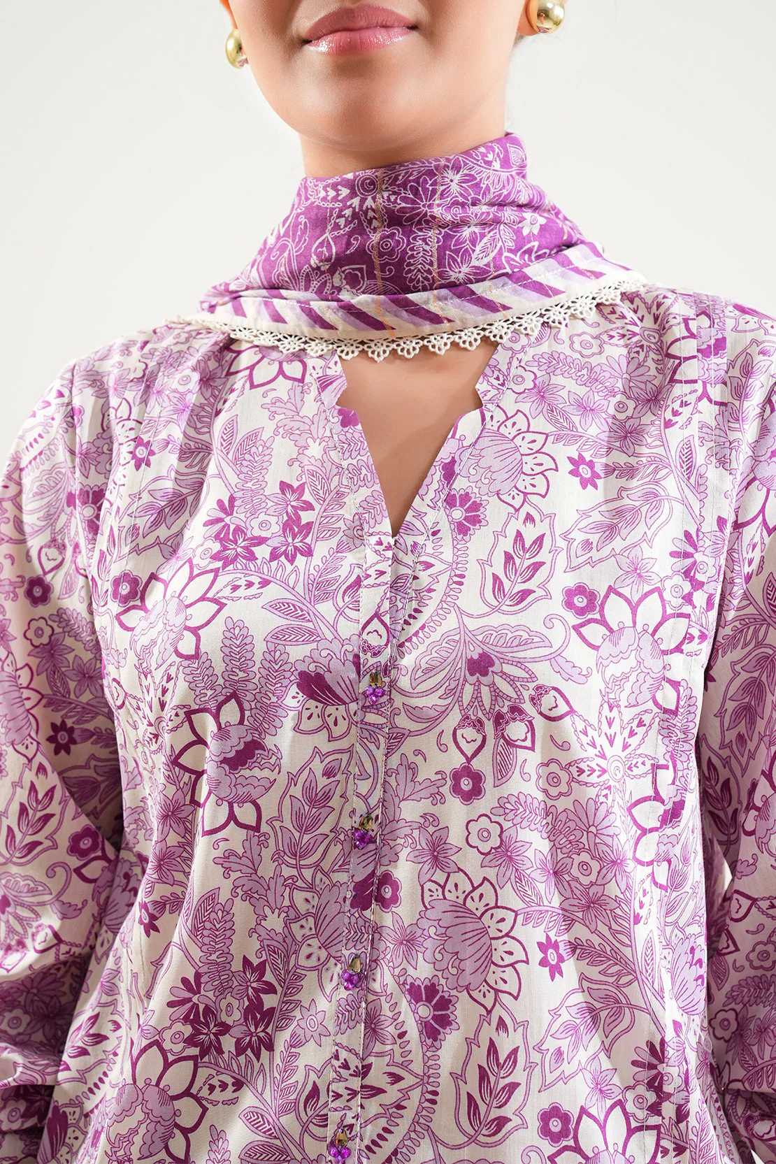 Unstitched Printed Lawn 3 Piece - Image 4