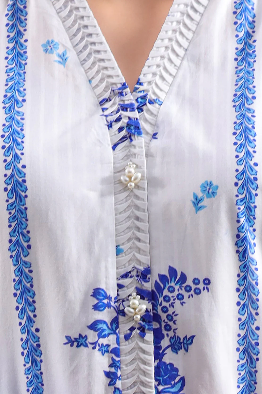 Unstitched Printed Lawn 3 Piece - Image 4