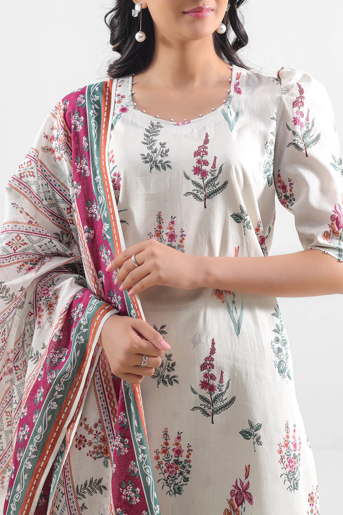 Unstitched Printed Lawn 3 Piece - Image 2