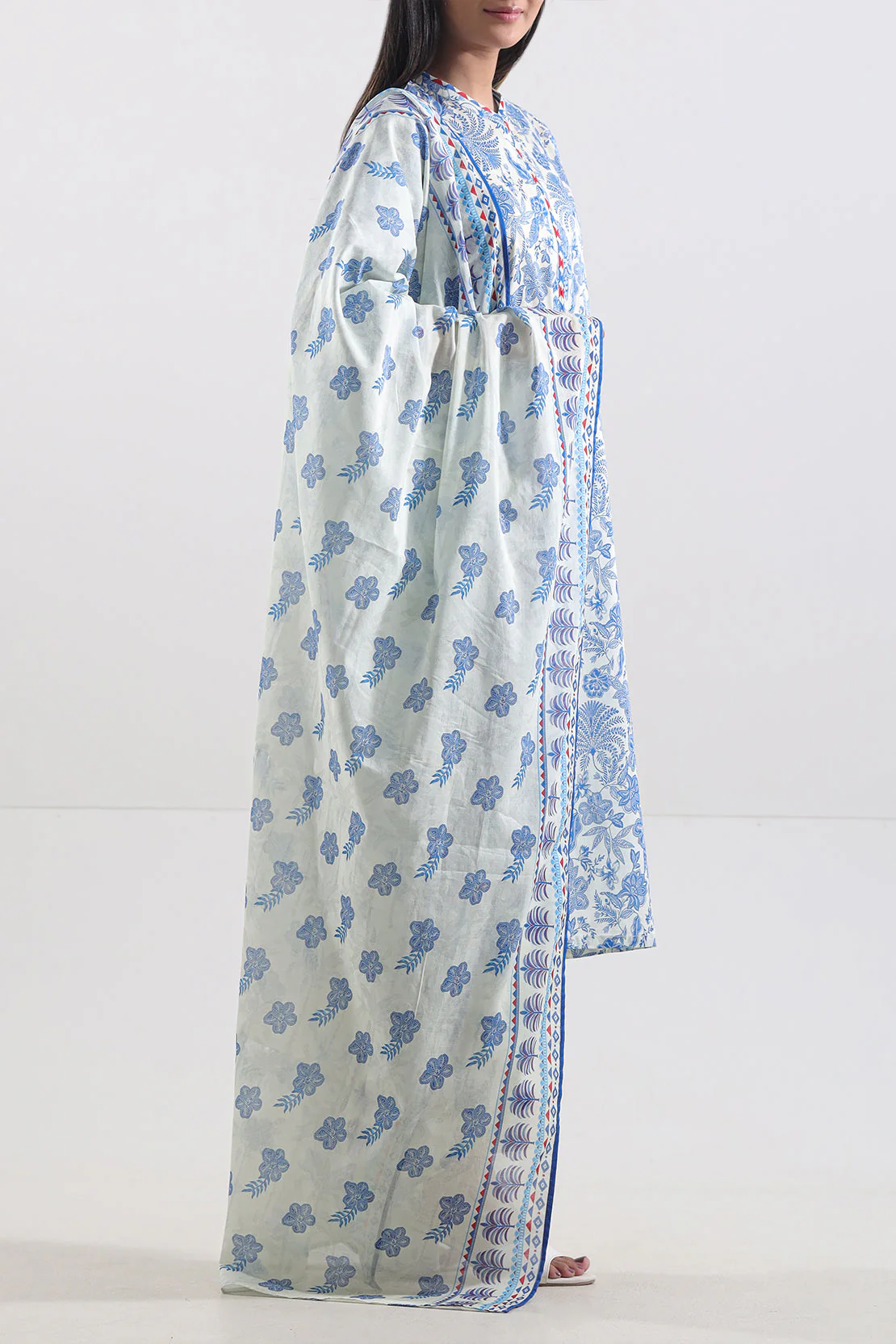 Unstitched Printed Lawn 3 Piece - Image 4