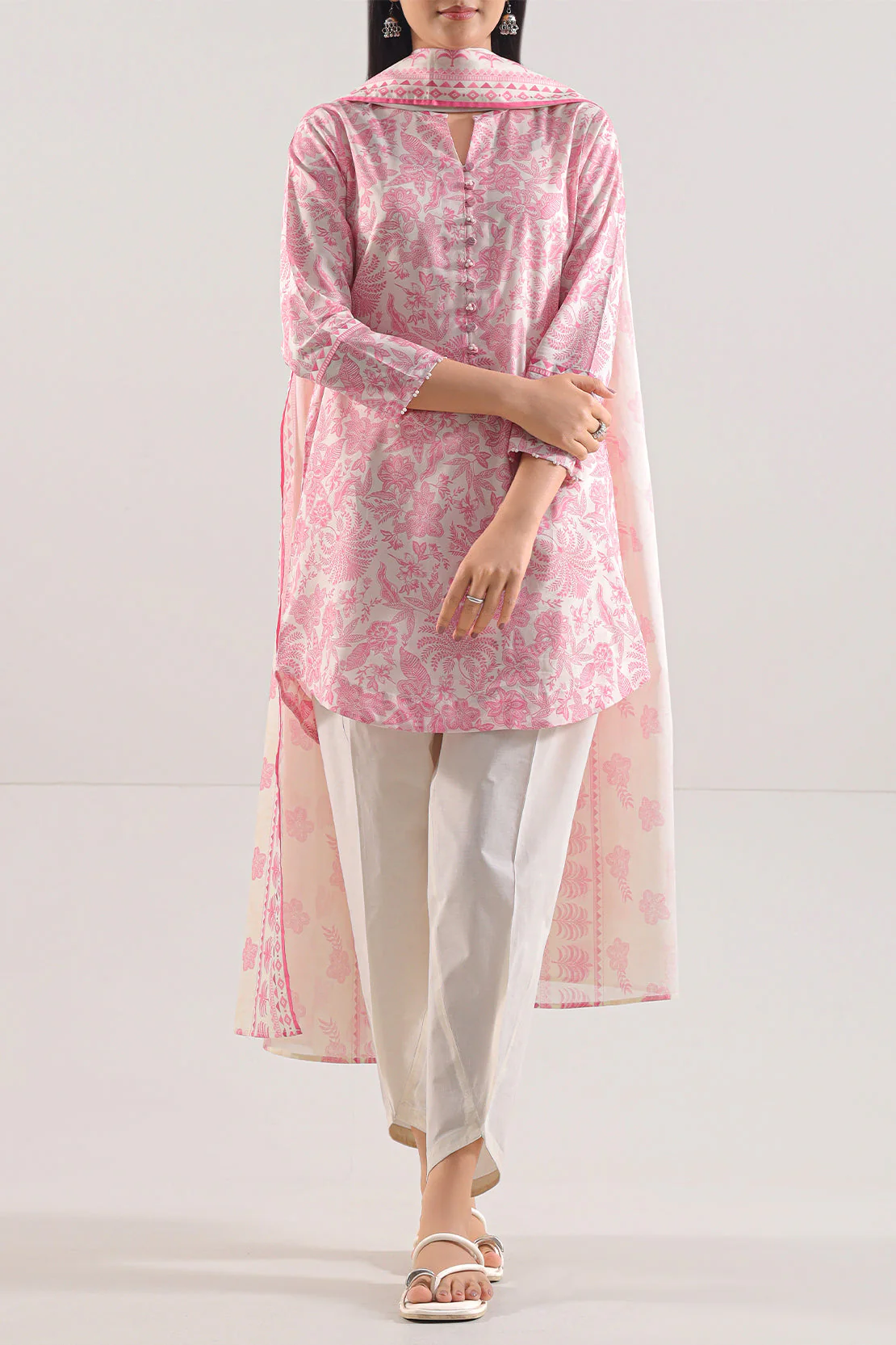 Unstitched Printed Lawn 3 Piece - Image 2