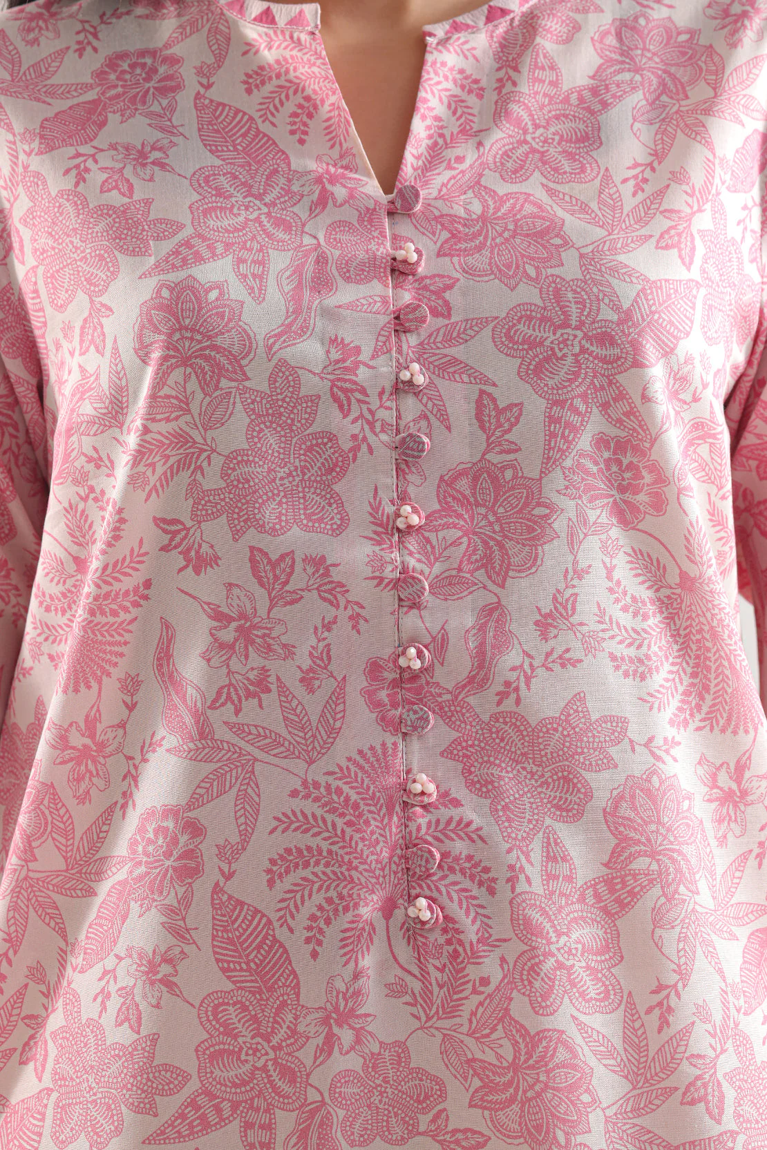 Unstitched Printed Lawn 3 Piece - Image 4