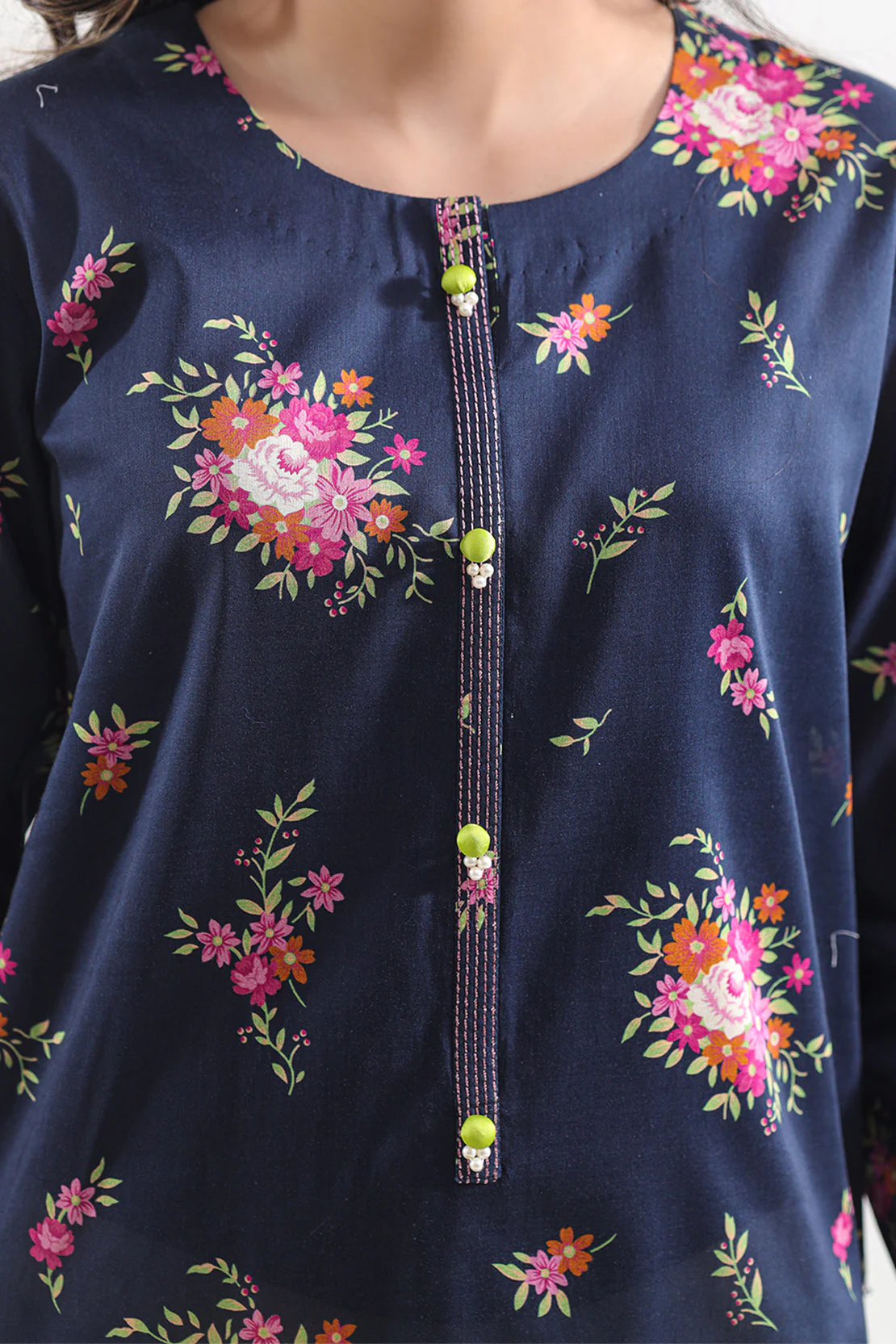 Unstitched Printed Lawn 3 Piece - Image 5