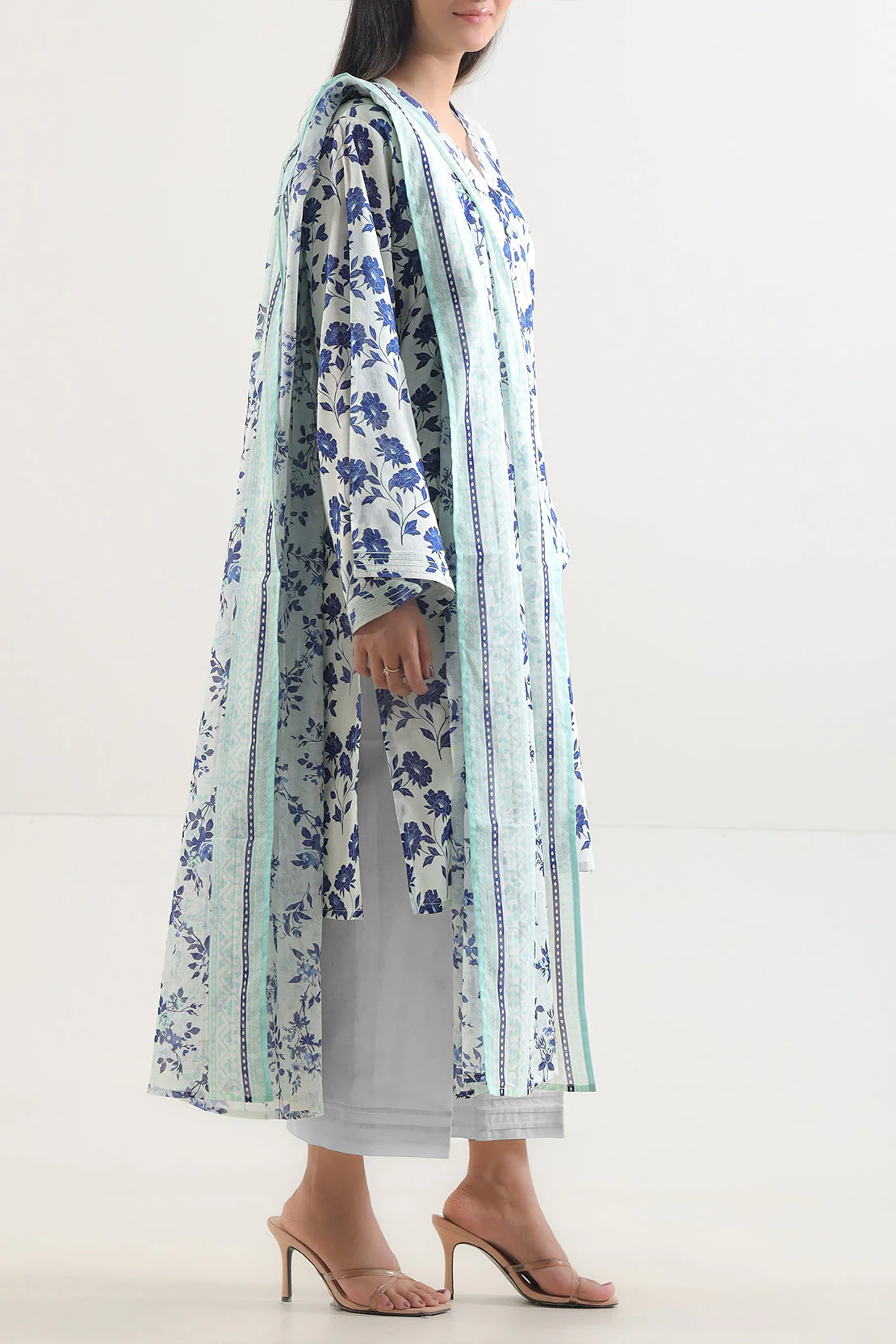 Unstitched Printed Lawn 3 Piece - Image 3
