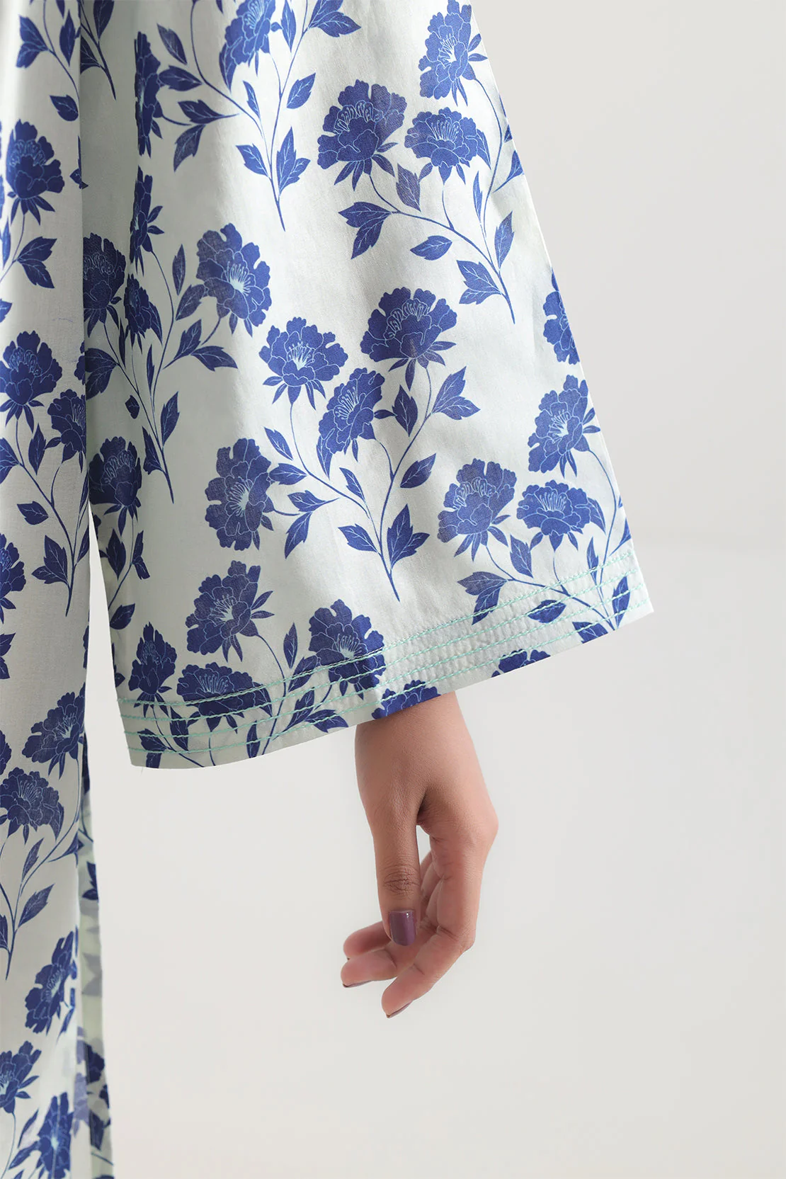 Unstitched Printed Lawn 3 Piece - Image 5