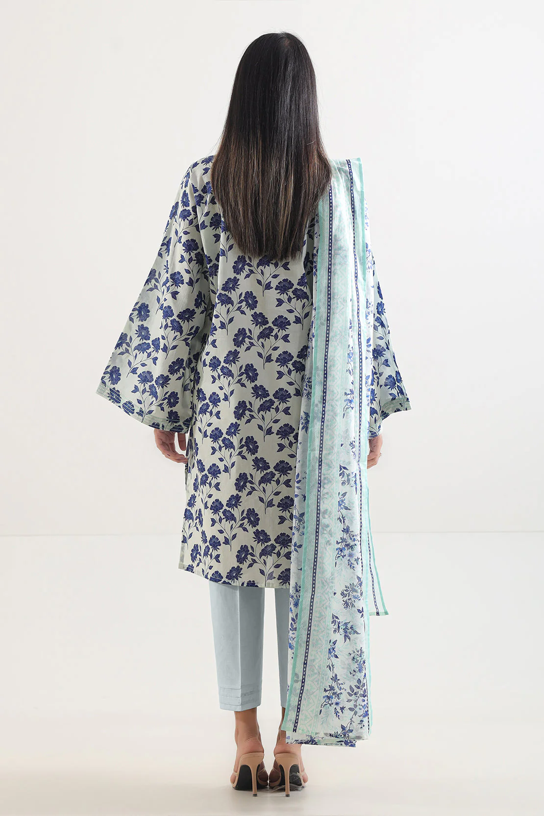 Unstitched Printed Lawn 3 Piece - Image 6