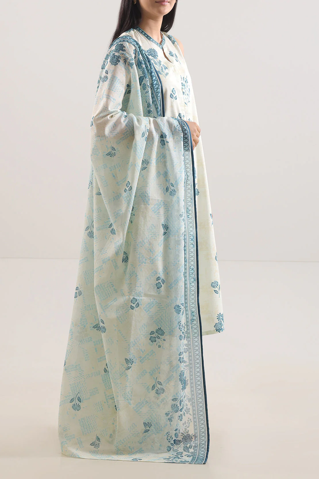 Unstitched Printed Lawn 3 Piece - Image 3