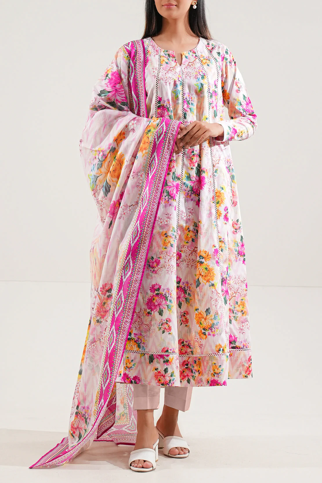 Unstitched Printed Lawn 3 Piece - Image 2