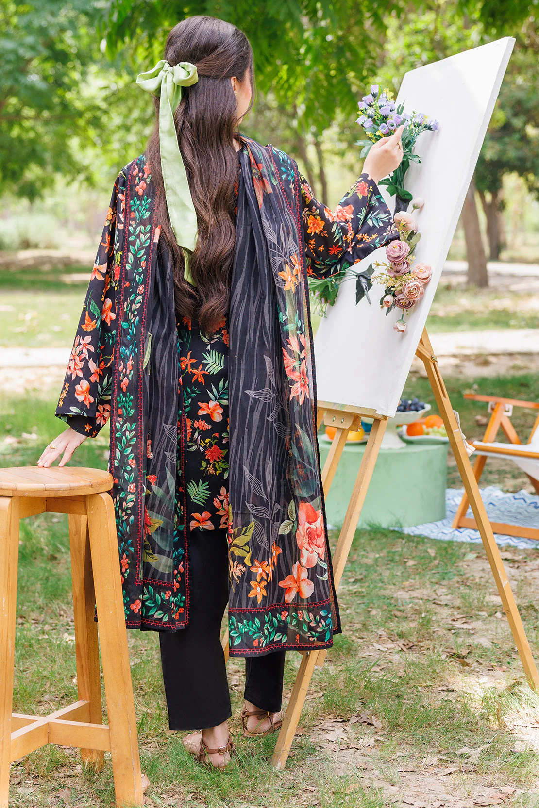 Unstitched Printed Lawn 3 Piece - Image 4