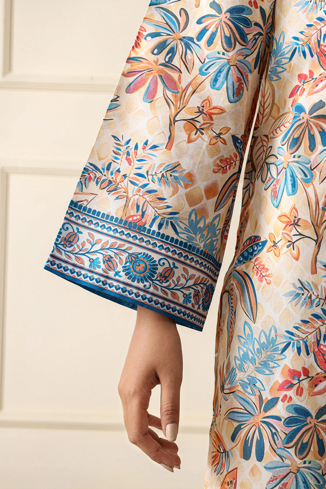 Unstitched Printed Lawn 3 Piece - Image 10