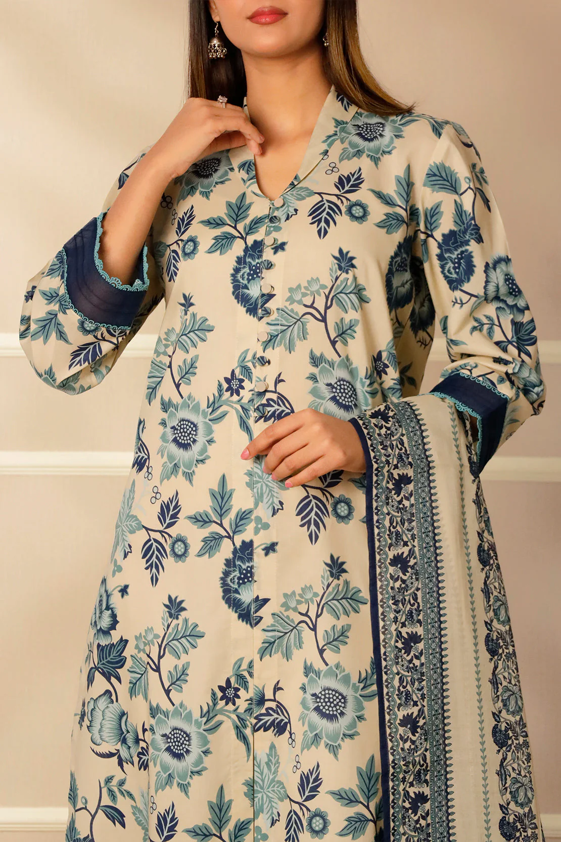 Unstitched Printed Lawn 3 Piece - Image 2