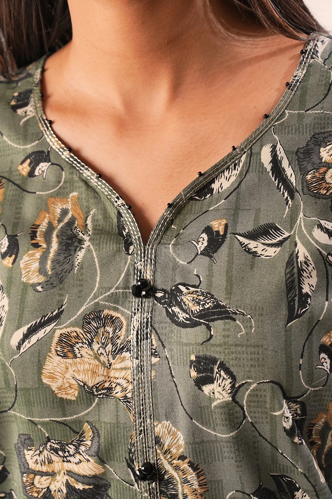 Unstitched Printed Lawn 3 Piece - Image 9