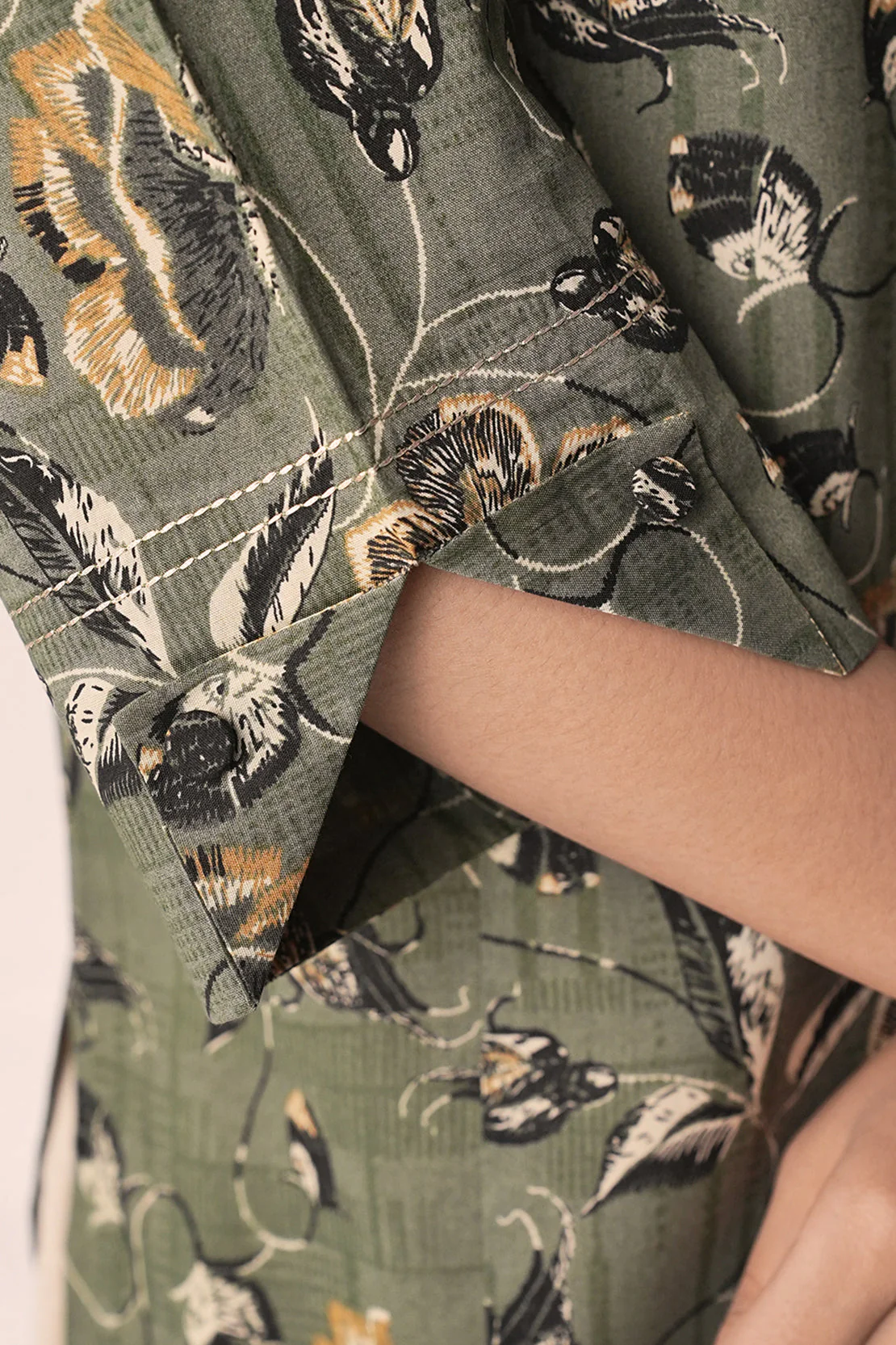 Unstitched Printed Lawn 3 Piece - Image 6