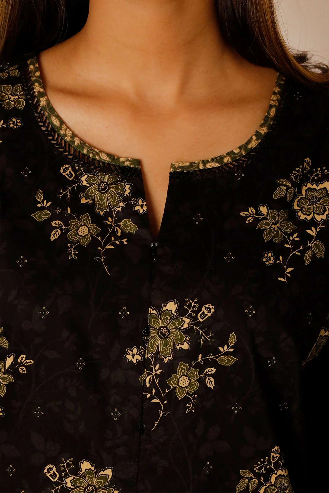 Unstitched Printed Lawn 3 Piece - Image 6