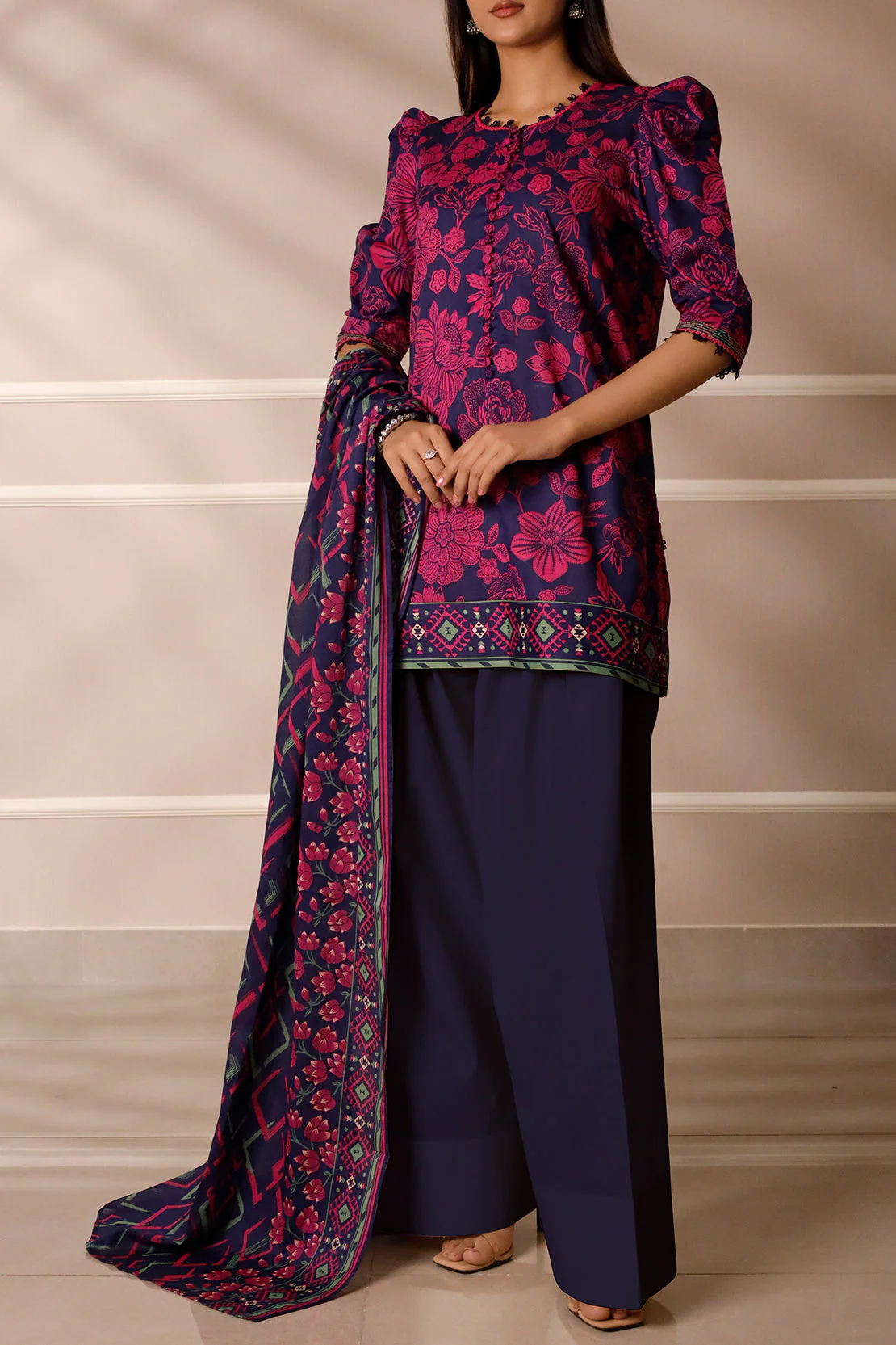 Unstitched Printed Lawn 3 Piece - Image 3