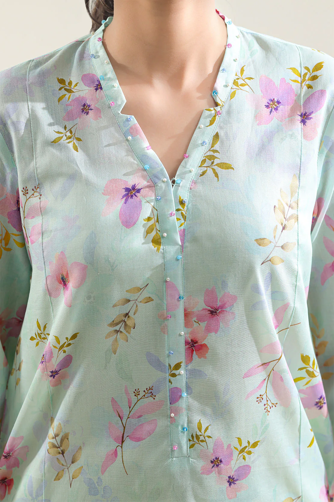 Unstitched Printed Lawn 3 Piece - Image 5