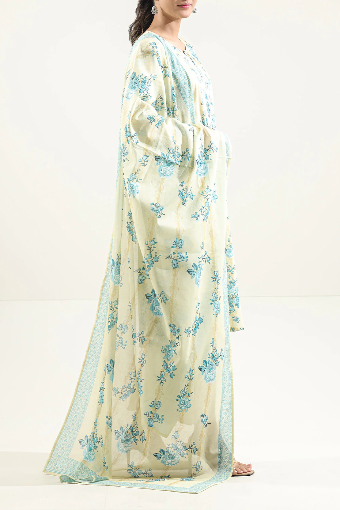 Unstitched Printed Lawn 3 Piece - Image 3