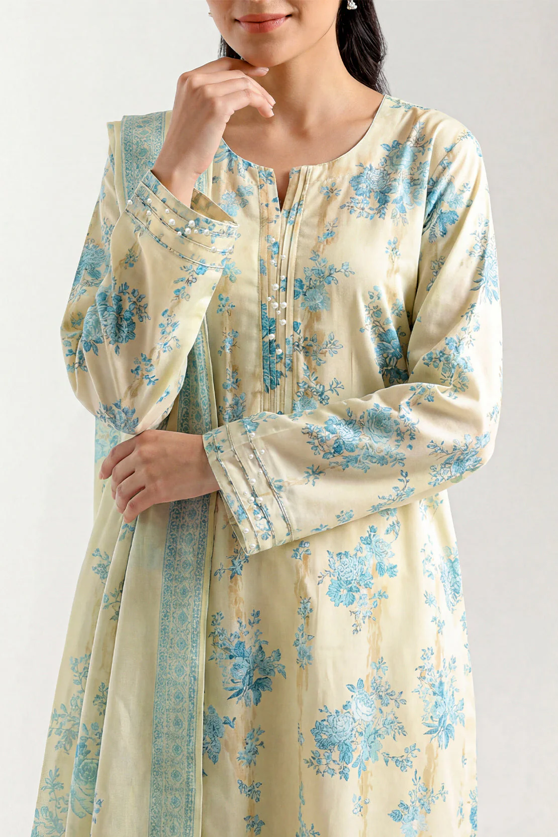Unstitched Printed Lawn 3 Piece - Image 2