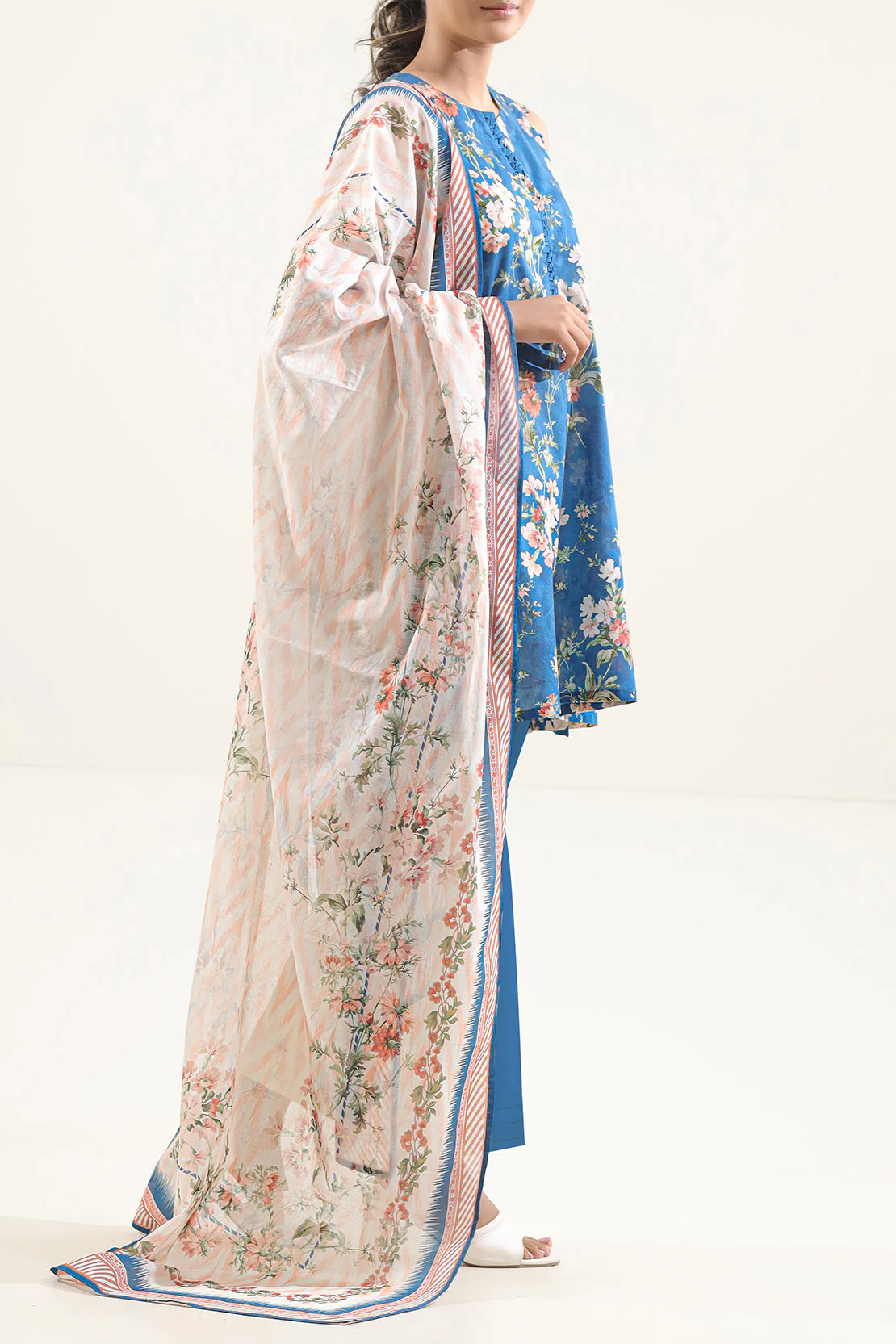 Unstitched Printed Lawn 3 Piece - Image 2
