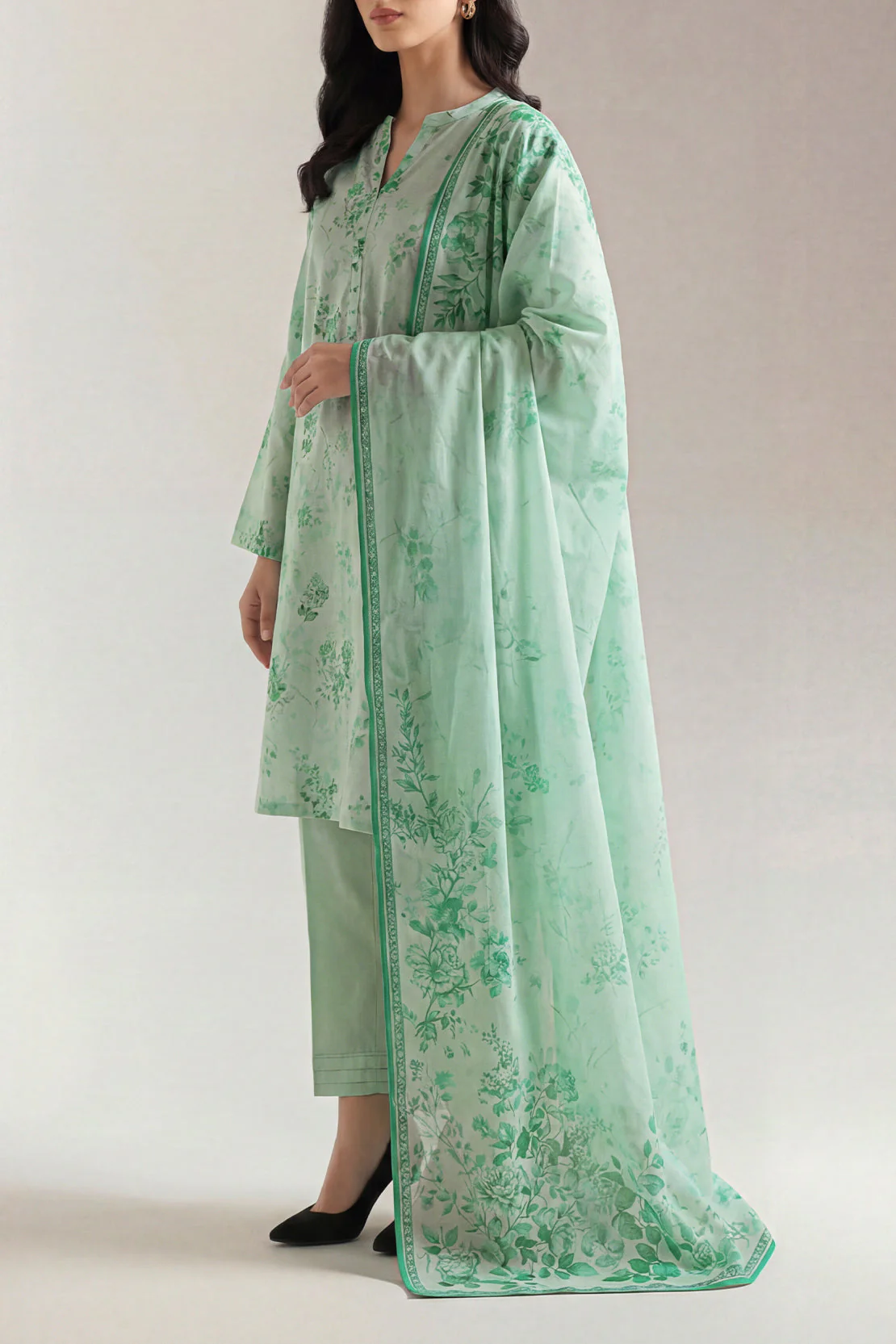 Unstitched Printed Lawn 3 Piece - Image 2
