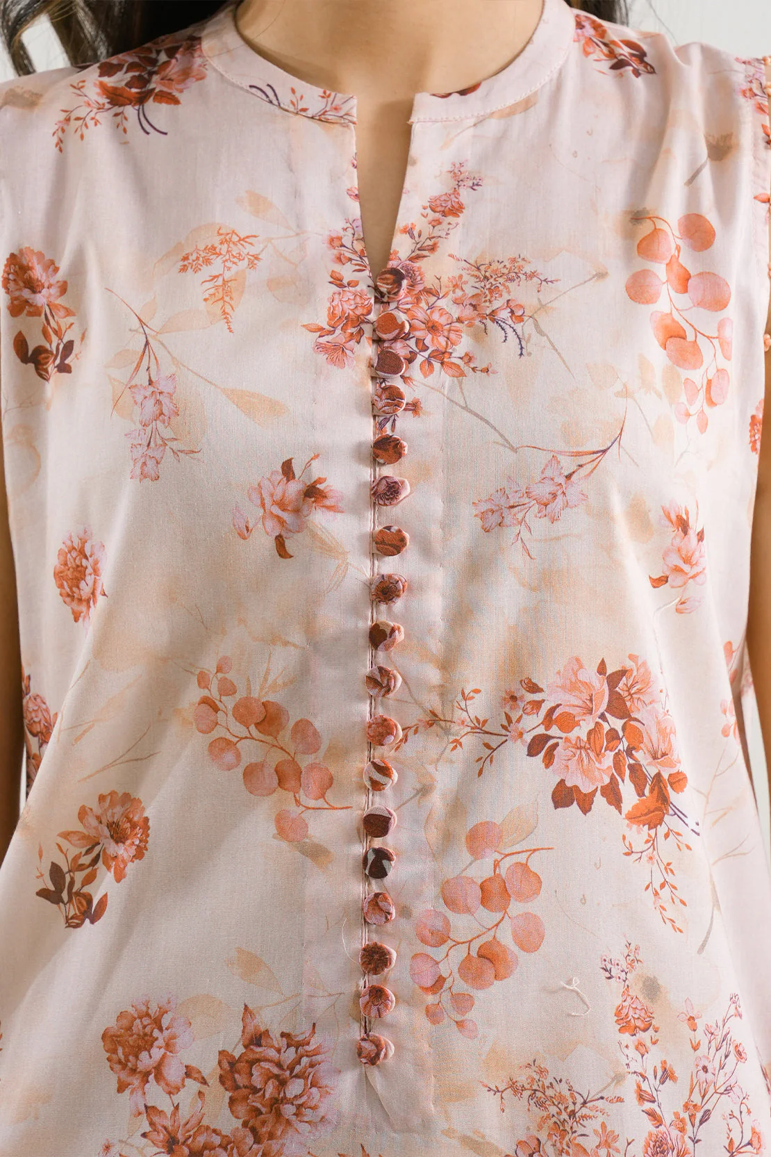Unstitched Printed Lawn 3 Piece - Image 4