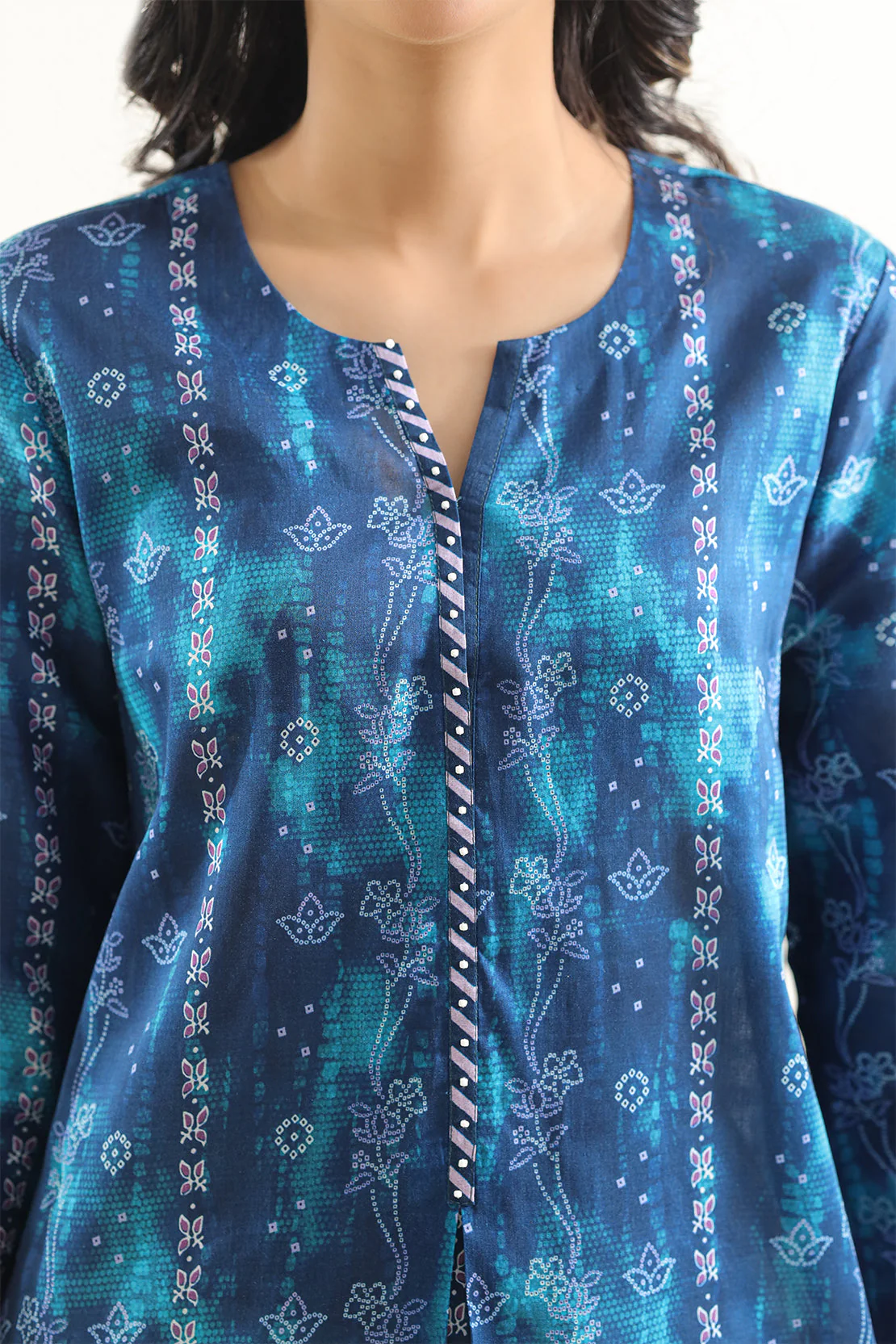 Unstitched Printed Lawn 3 Piece - Image 5