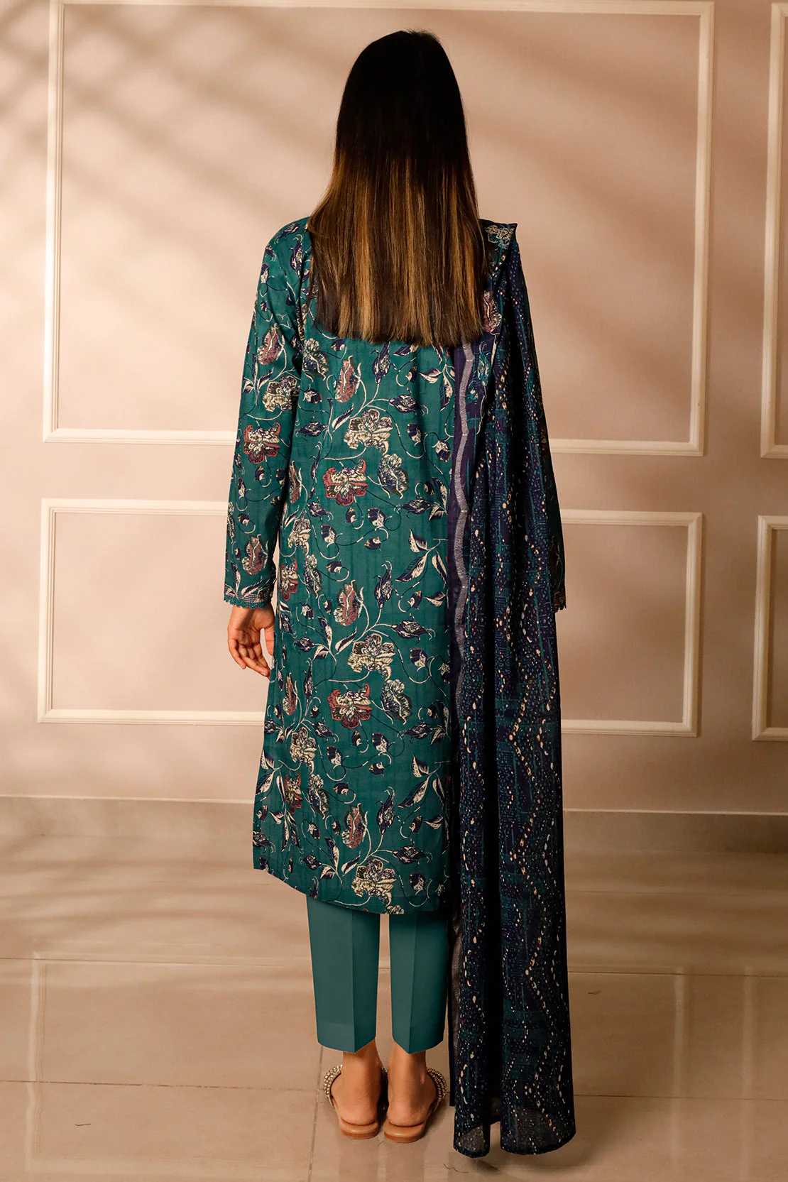 Unstitched Printed Lawn 3 Piece - Image 3