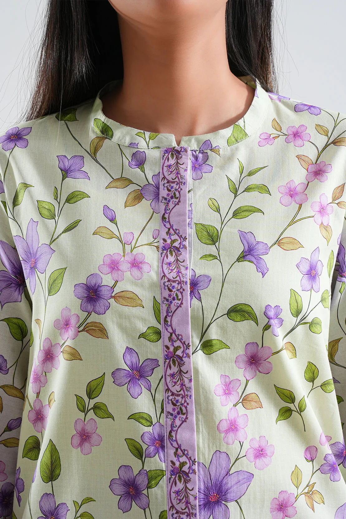 Unstitched Printed Lawn 3 Piece - Image 4