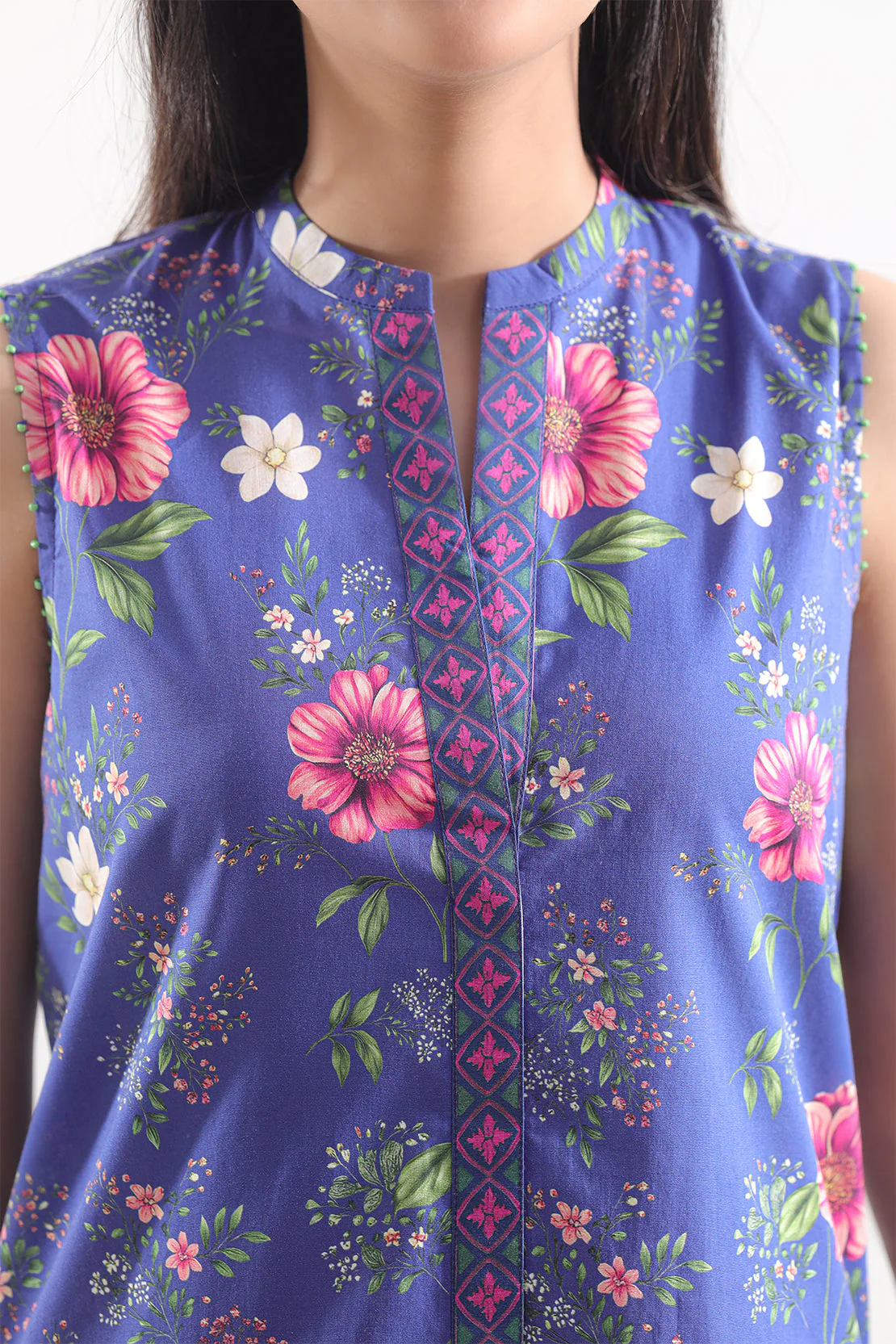 Unstitched Printed Lawn 3 Piece - Image 5