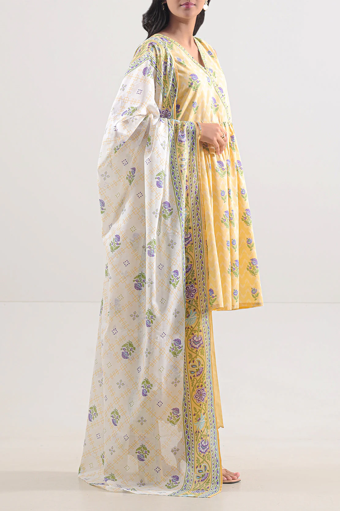 Unstitched Printed Lawn 3 Piece - Image 2