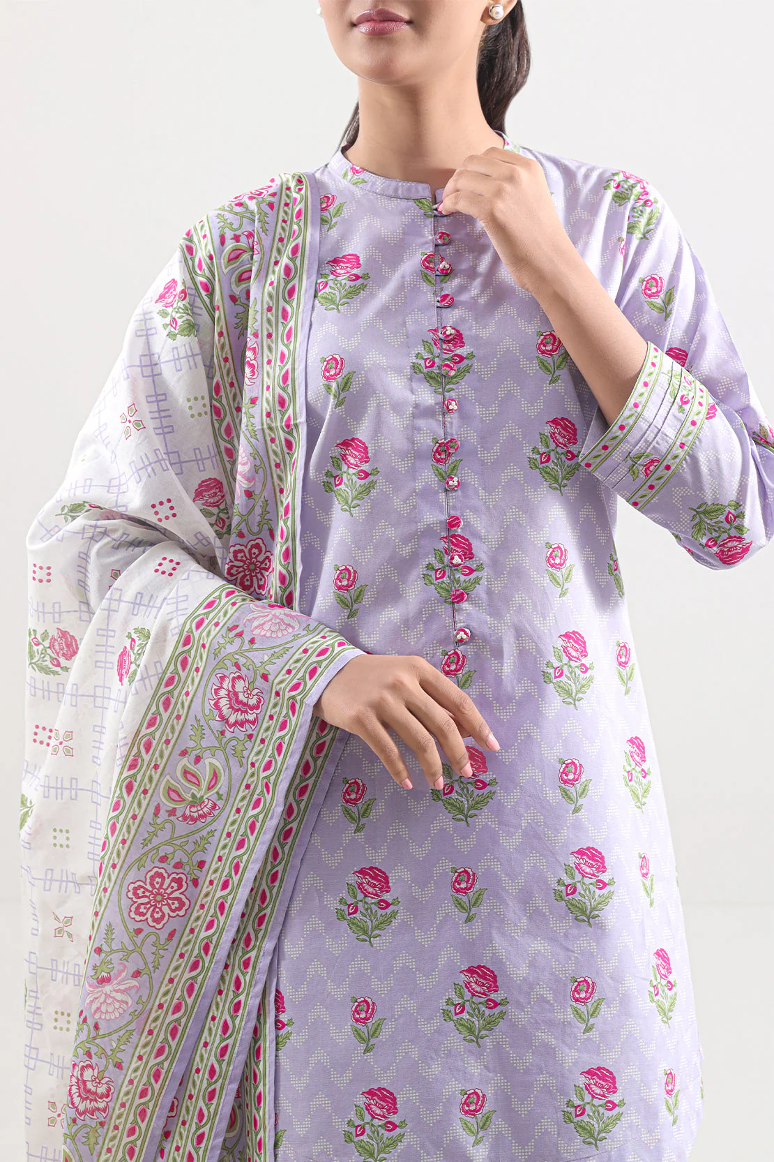 Unstitched Printed Lawn 3 Piece - Image 4