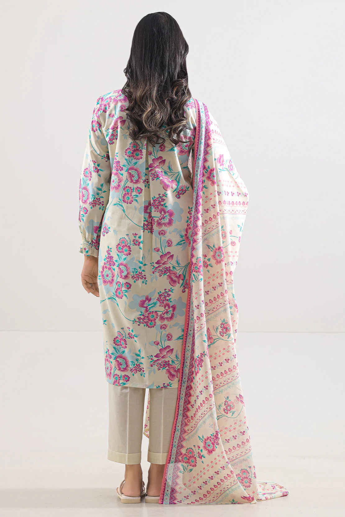 Unstitched Printed Lawn 3 Piece - Image 7
