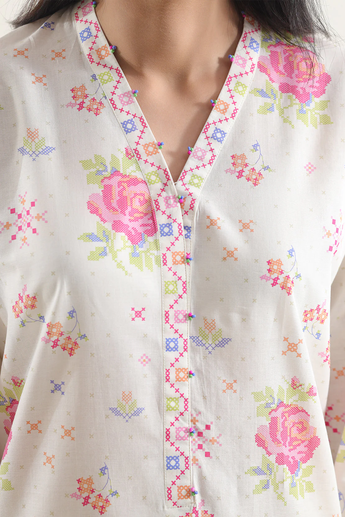 Unstitched Printed Lawn 3 Piece - Image 4