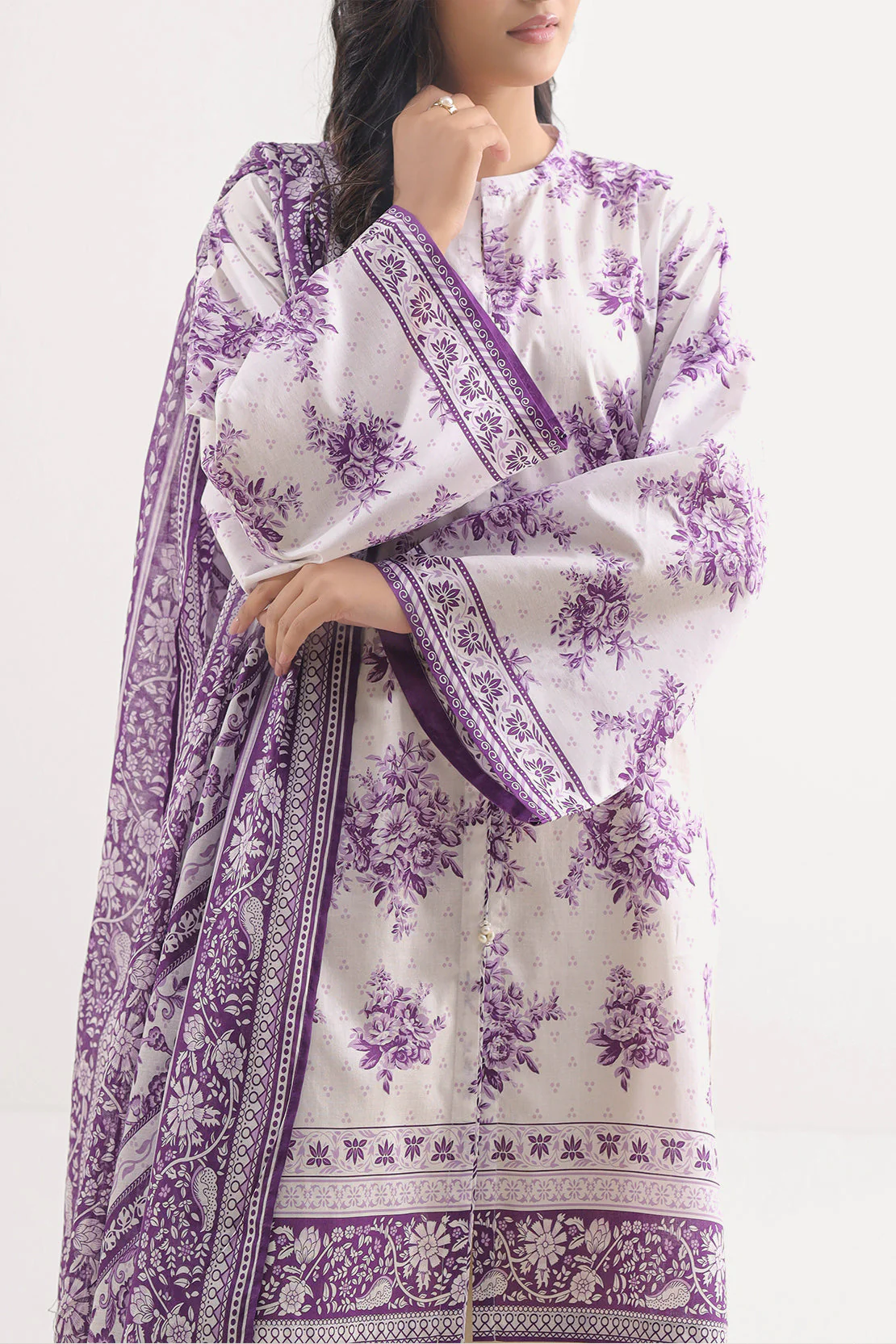 Unstitched Printed Lawn 3 Piece - Image 2