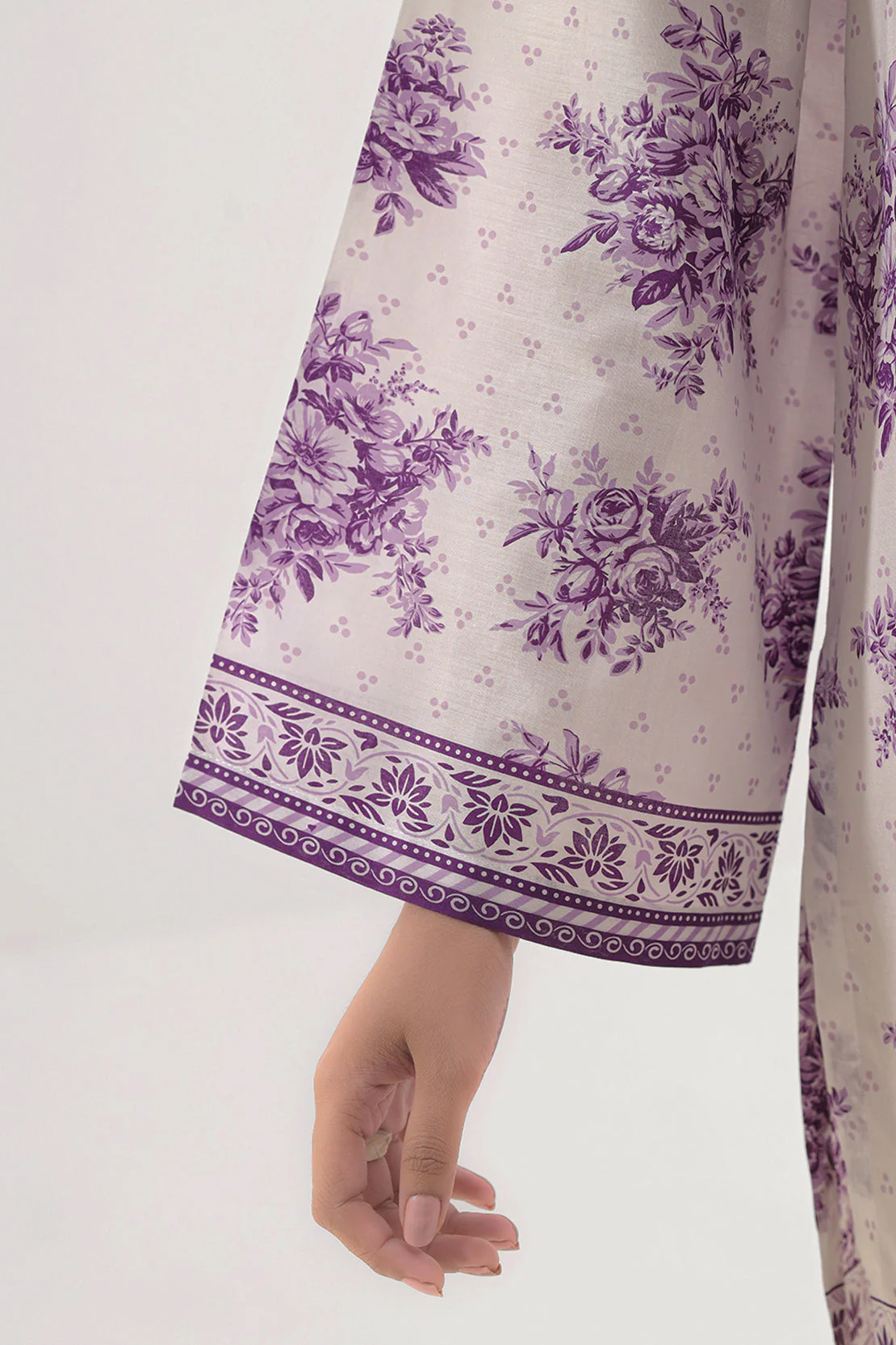 Unstitched Printed Lawn 3 Piece - Image 5