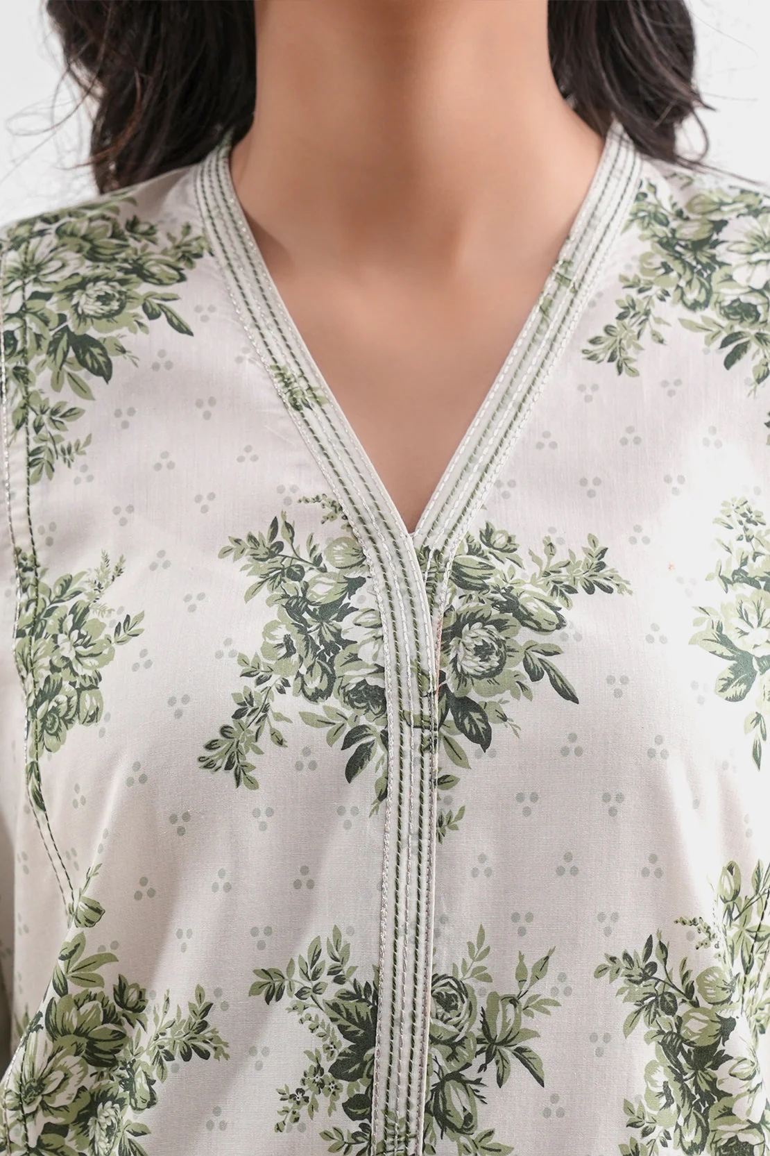 Unstitched Printed Lawn 3 Piece - Image 5