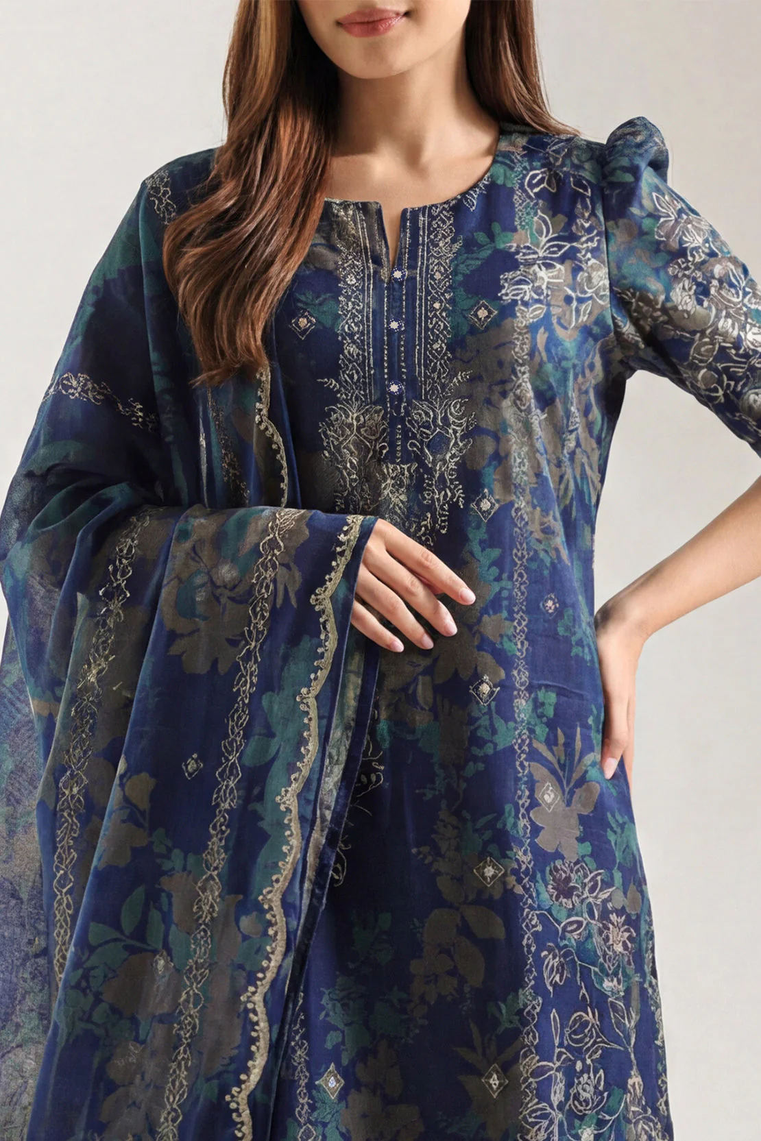 Unstitched Printed Lawn 3 Piece - Image 3