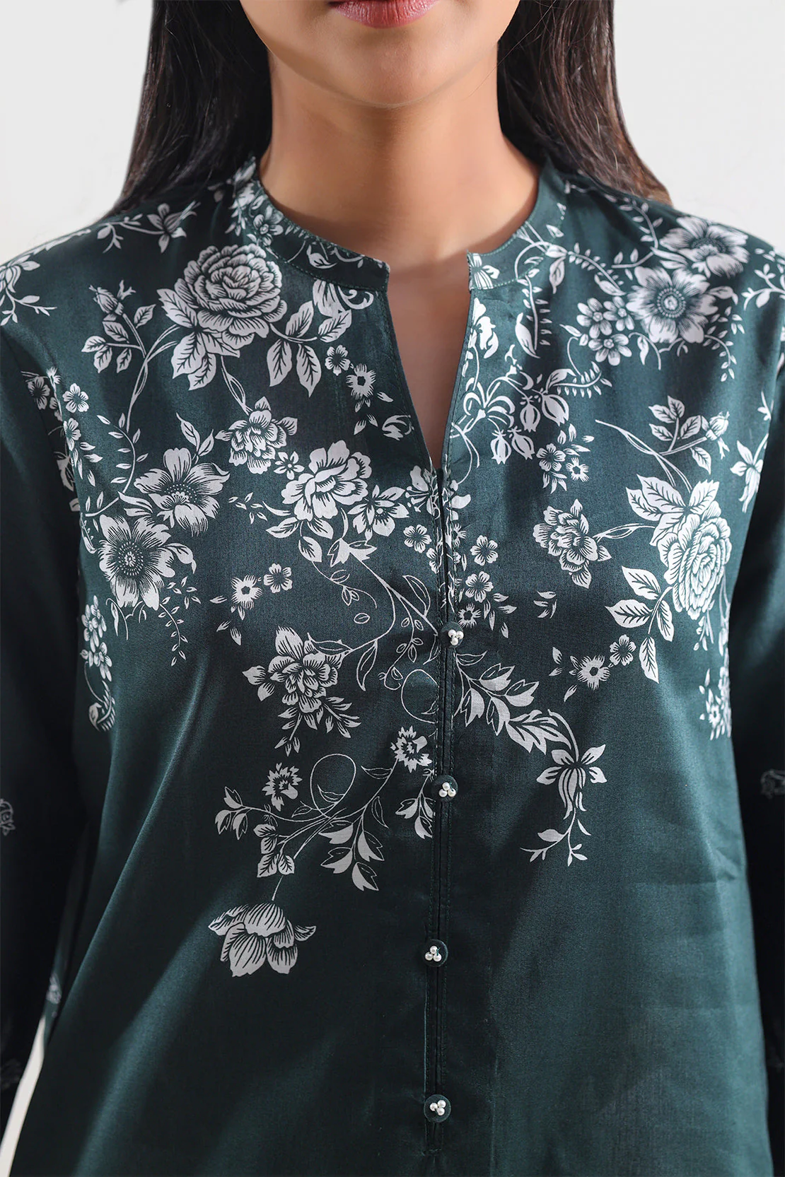 Unstitched Printed Lawn 3 Piece - Image 4