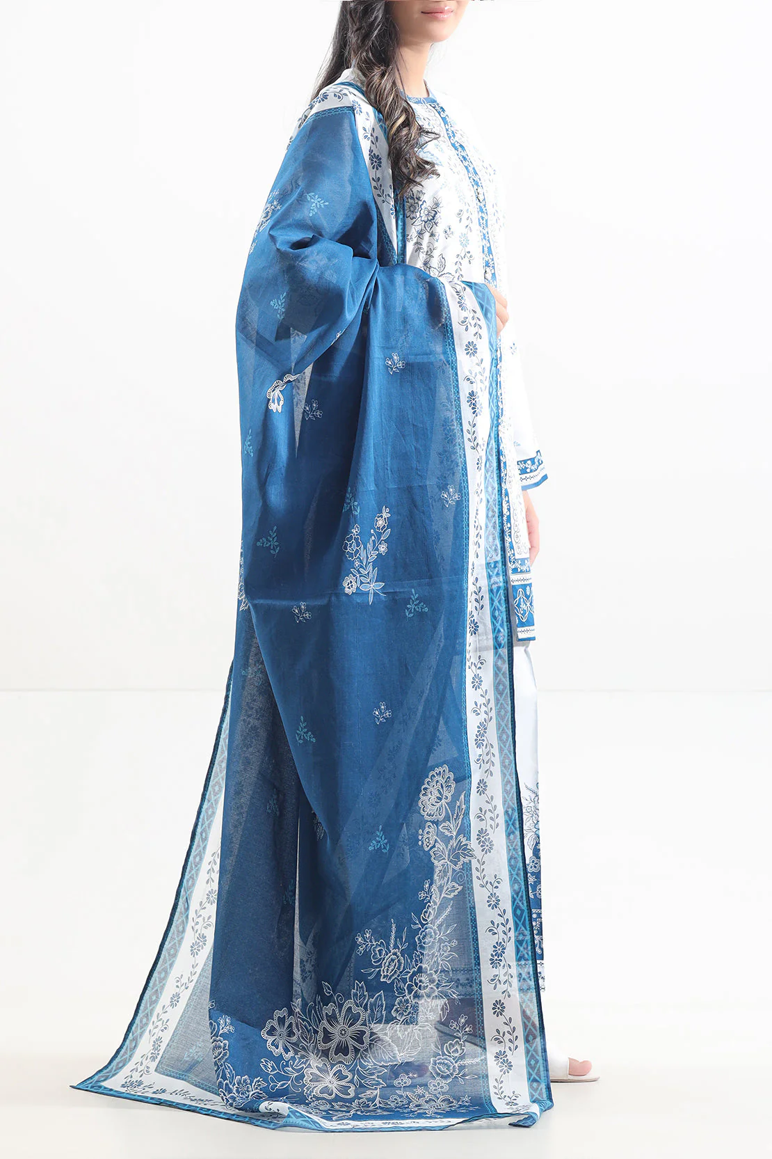 Unstitched Printed Lawn 3 Piece - Image 3