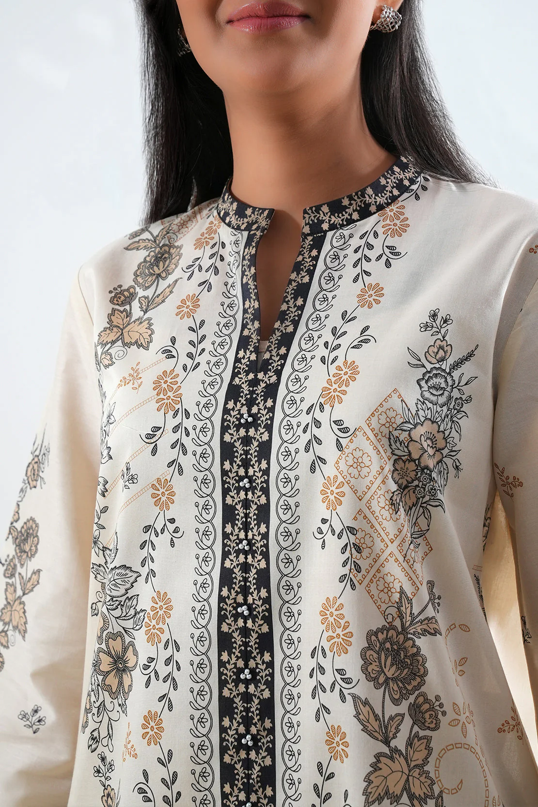 Unstitched Printed Lawn 3 Piece - Image 3